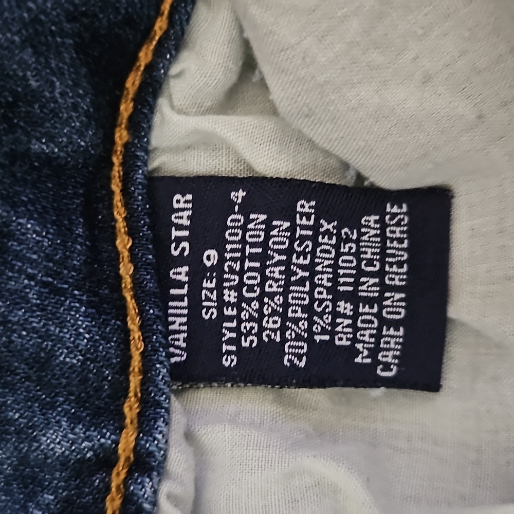 Jeans - Picture 2 of 2